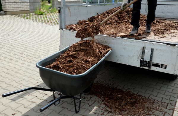 Bulk Mulch Delivery in Sandy