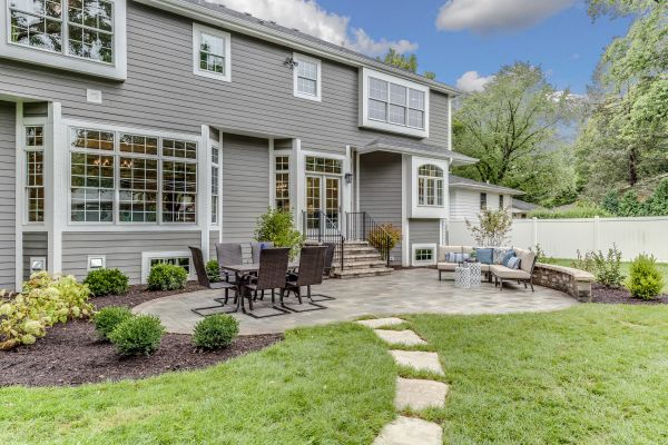 Concrete Patio Landscaping in Sandy
