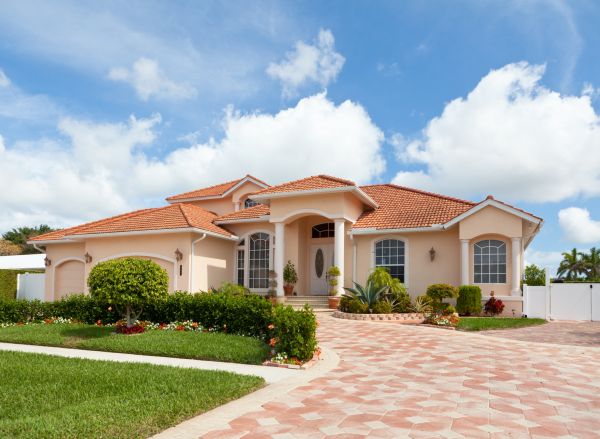 Landscape Curb Appeal Service in Sandy